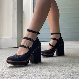 Strappy Block heels